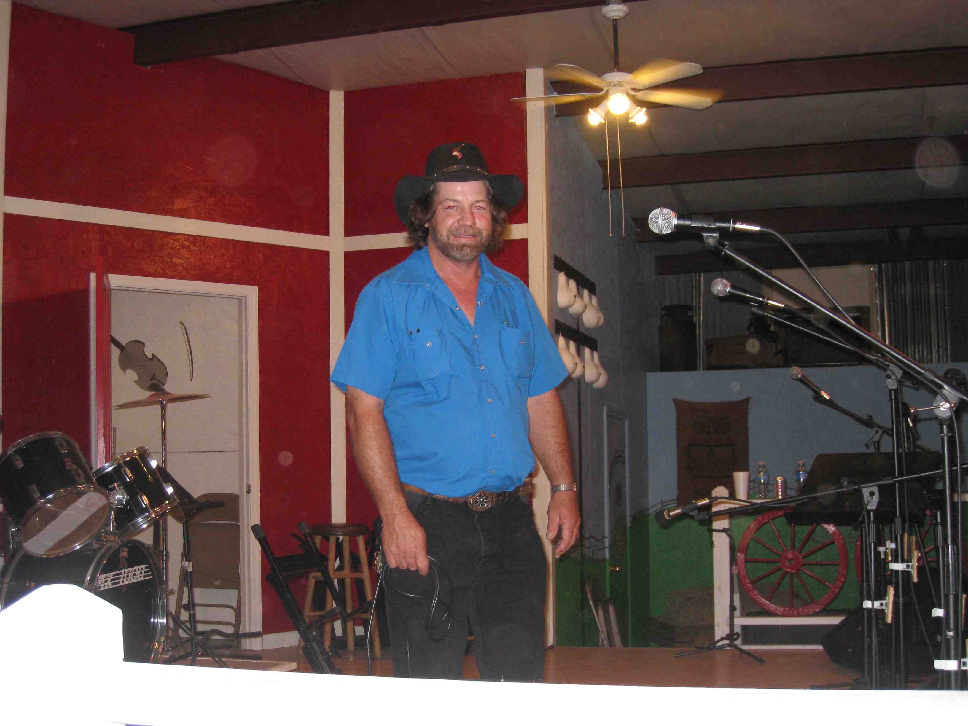 700.jpg